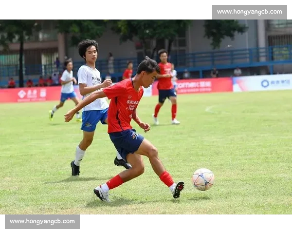 2025 “东润杯” 京启幕，足球少年逐梦绿茵